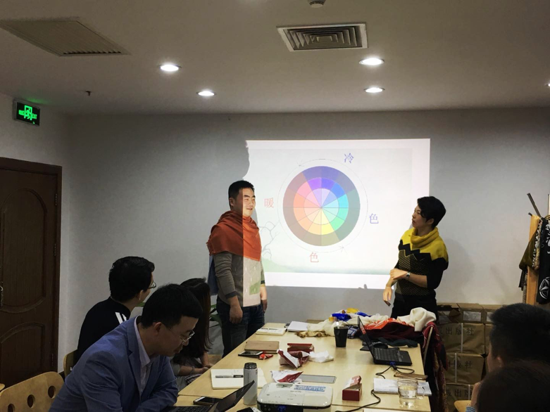 教你“找到你的专属色彩”